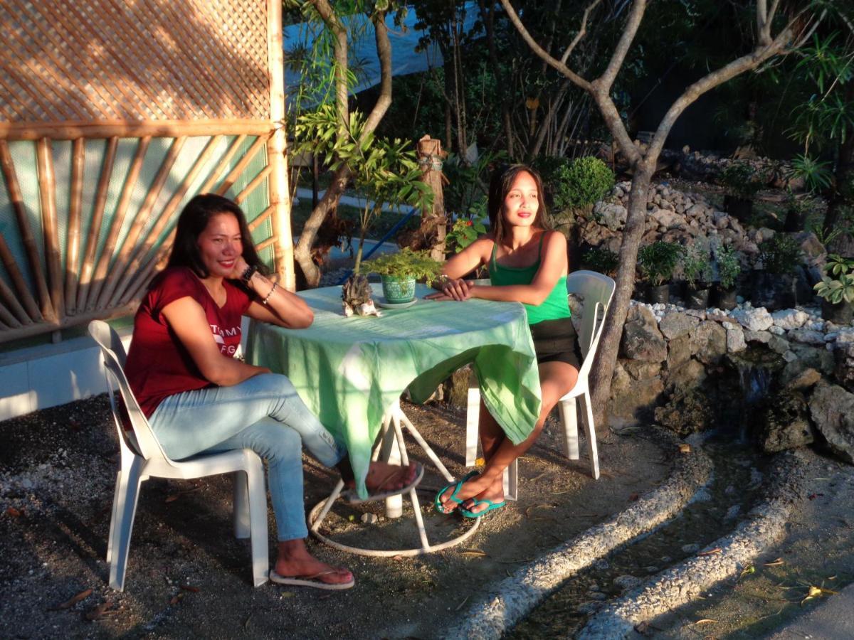 Hotel Sea Turtle House Moalboal Exterior foto